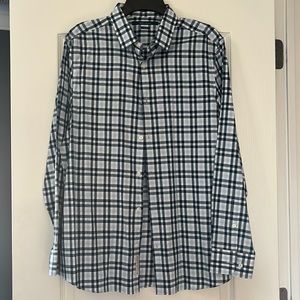 Perry Ellis Slim Fit Button Down